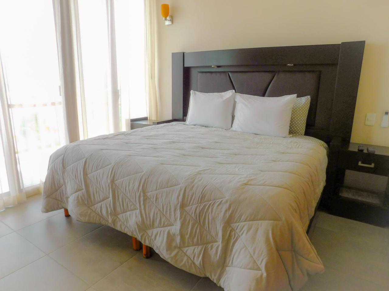 Aquastar By Rt Vacation Rentals Mahahual Ngoại thất bức ảnh