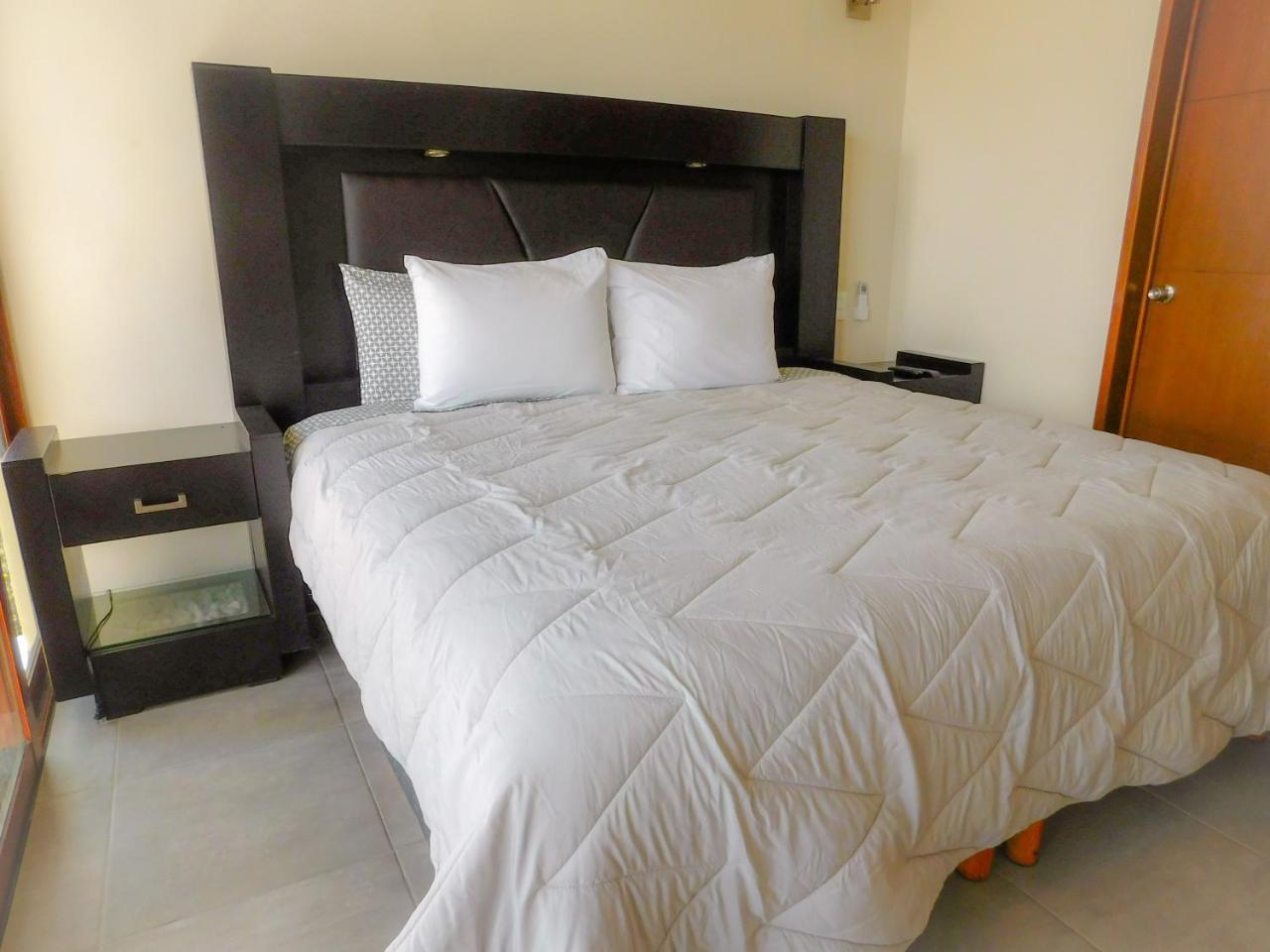 Aquastar By Rt Vacation Rentals Mahahual Ngoại thất bức ảnh