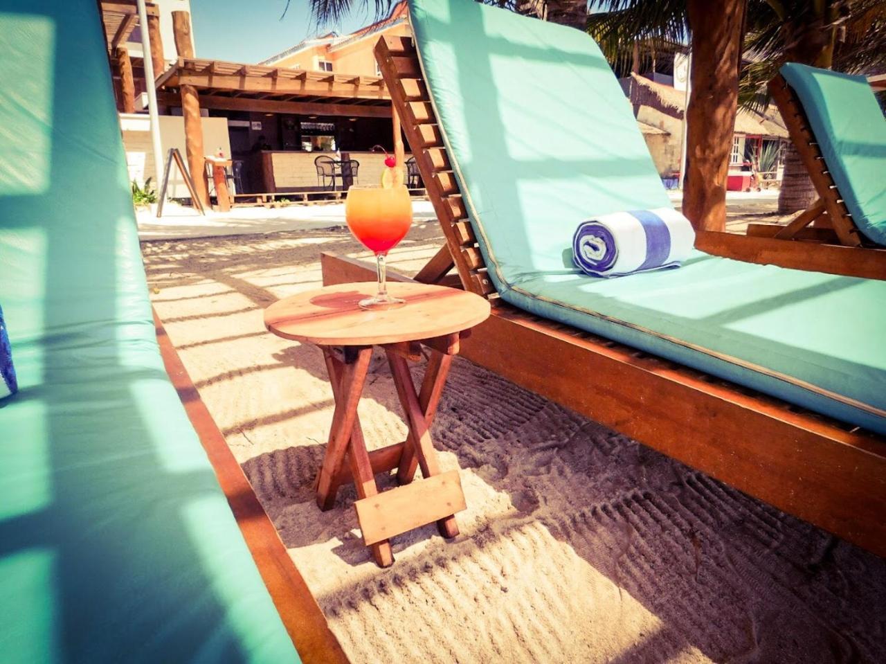 Aquastar By Rt Vacation Rentals Mahahual Ngoại thất bức ảnh